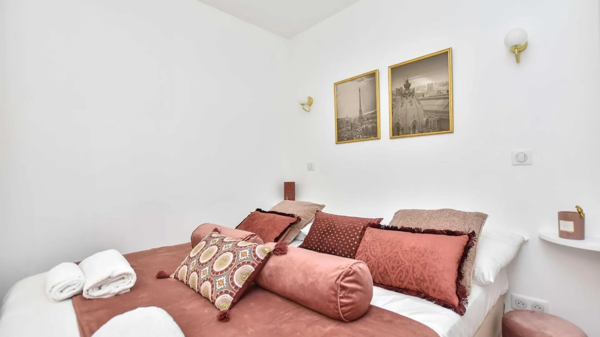 Amazing Apartment - Le Marais Paris 0*,  France